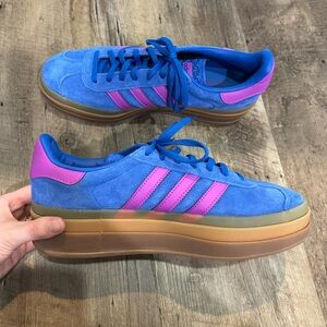 Adidas Women's Blue and Pink Platform Sneakers